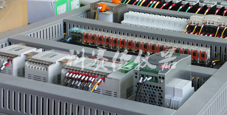 小型高低温测试机电路