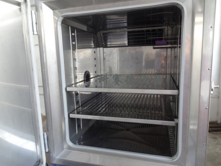 微型恒温恒湿箱内箱