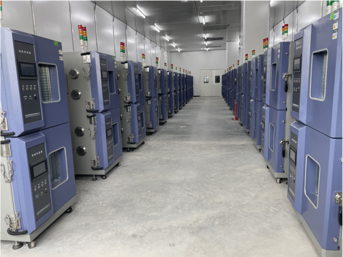 恒温恒湿试验箱