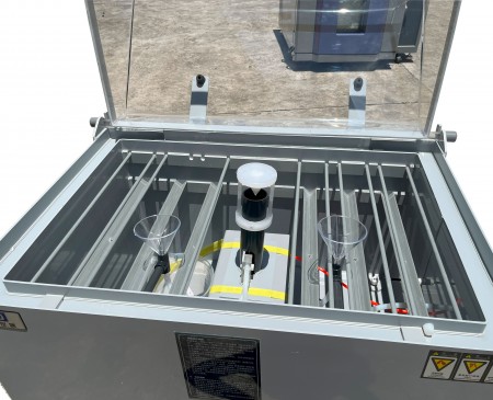 盐雾腐蚀试验箱内箱